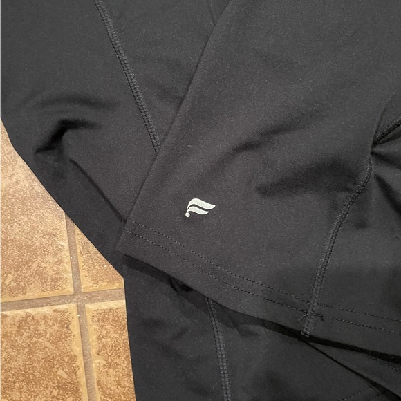 Fabletics Sweatshirt - Picture 3 of 4